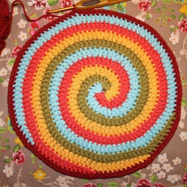 Яркая прихватка