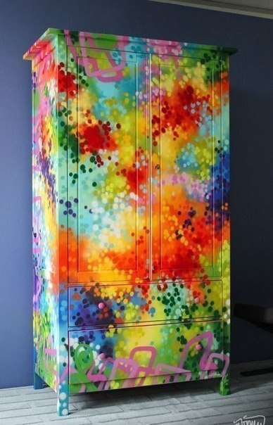 Даем новую жизнь старой мебели