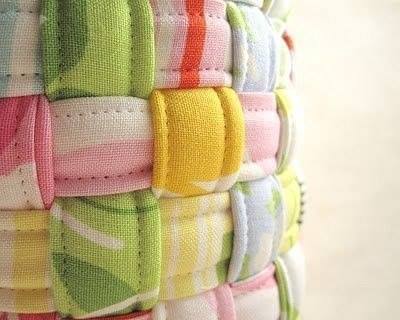 Плетем корзинку из полосок ткани