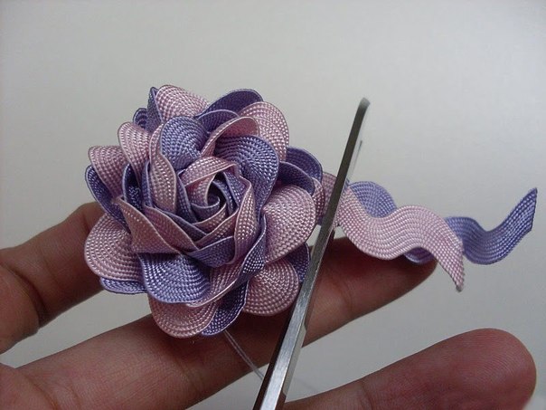 Цветок из тесьмы "вьюнчик". мастер-класс.