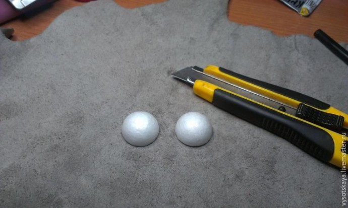 Гранат из кожи Гранат из кожи