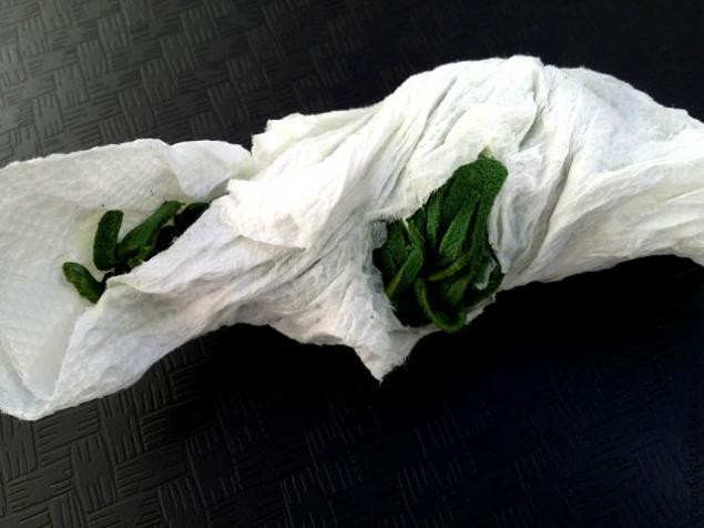 Хризантема из замши