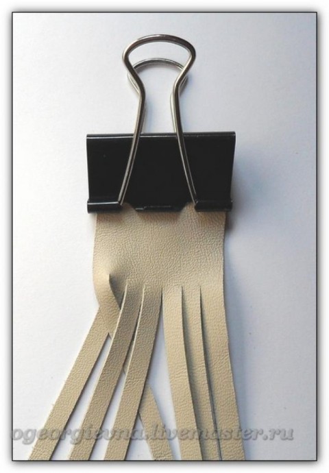 Комплект украшений из кожи Комплект украшений из кожи