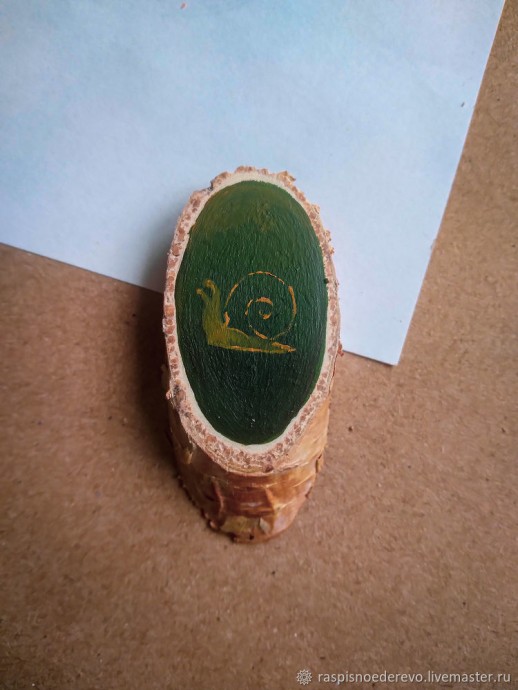 Расписная брошь-улитка