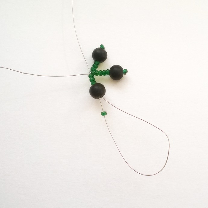 Шпилька со смородиной