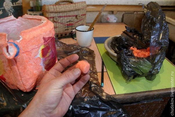 Необычный чайник-светильник из папье-маше