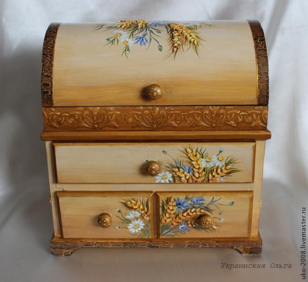 Оформление мини-комода
