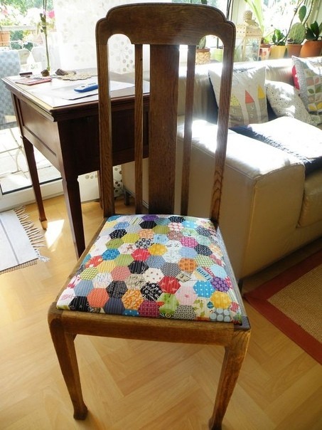 Шьем мягкие подушки-сидушки на стульчики