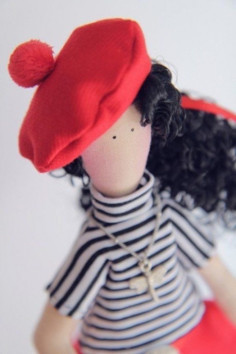 ​Текстильная куколка с французским характером