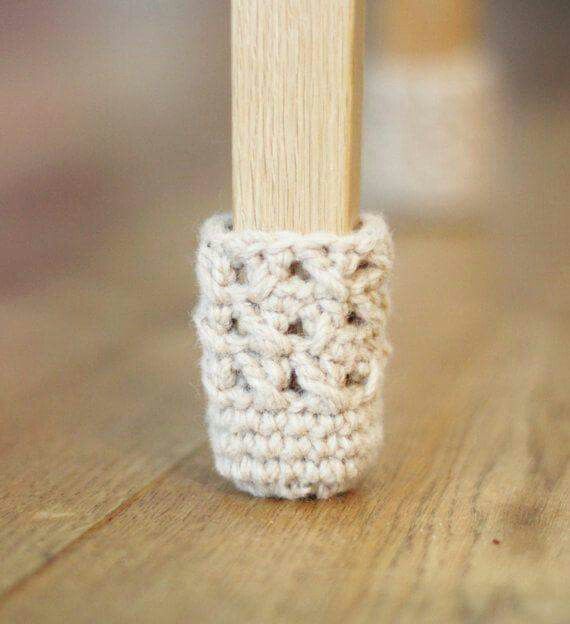 Красивые штучки, чтобы мебель не царапала пол: идеи