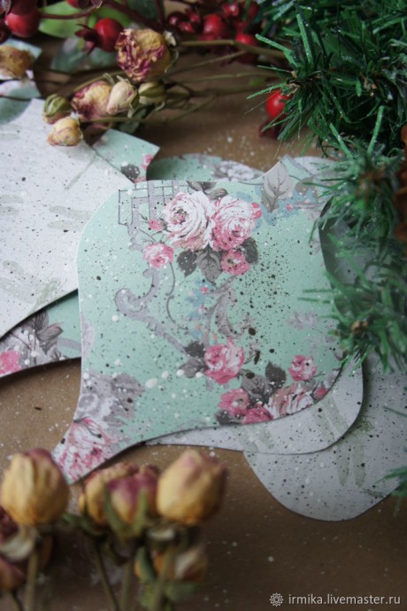 Украшение в винтажном стиле