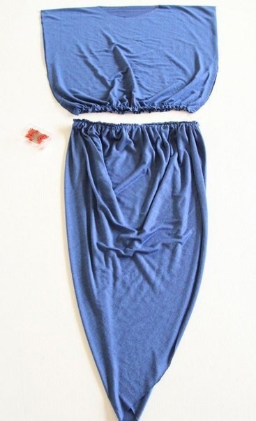 Трикотажное платье-тюльпан с запахом Трикотажное платье-тюльпан с запахом