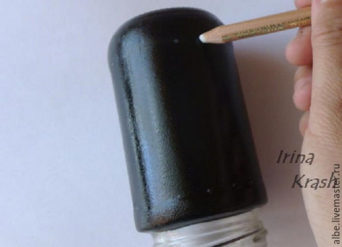 Точечная роспись баночки из-под кофе Точечная роспись баночки из-под кофе