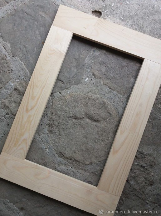 Декорирование рамы для левкаса