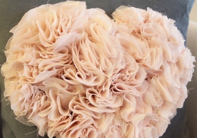 Декорируем подушку