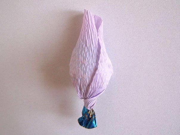 Бутоны роз из конфет