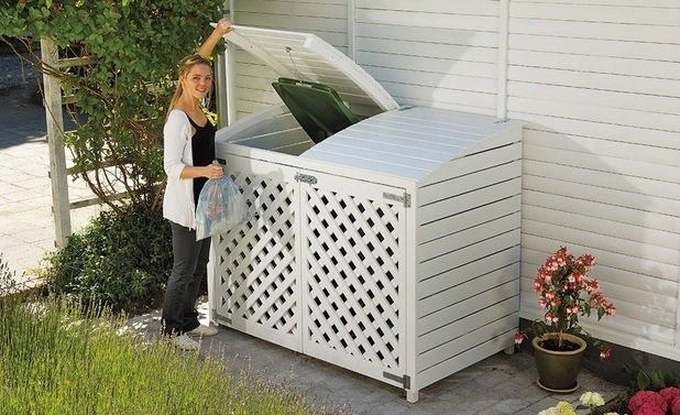 Элегантное ограждение мусорных контейнеров на дачном участке своими руками