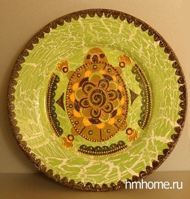 Декоративная тарелка с кракелюром