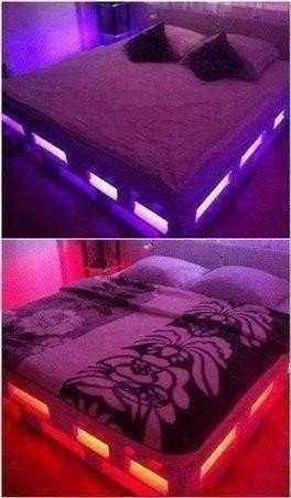 ​Кровать из паллет с подсветкой