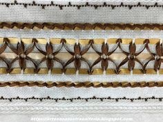 Вышивка лентами на полотенцах