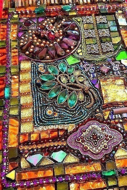 Ювелирная работа из мозаики