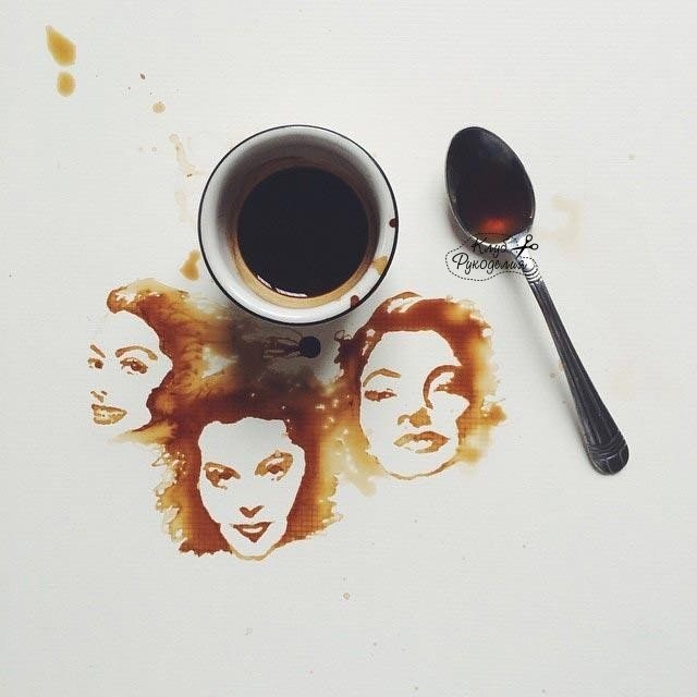 Рисунки с помощью пролитого кофе