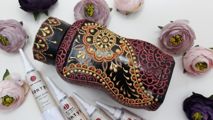 Точечная роспись на банке