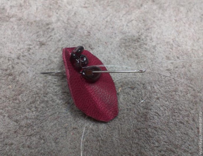 Гранат из кожи Гранат из кожи