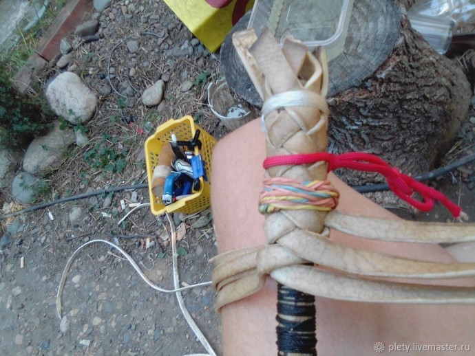 Плетение кнута-нагайки: подробный мастер-класс