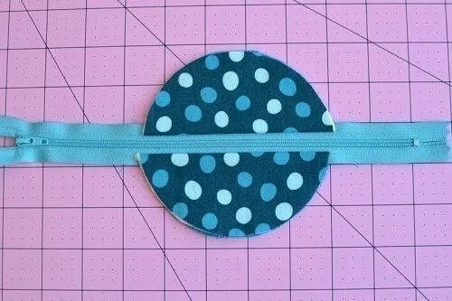 Круглый кошелечек для мелочи или футляр для наушников: мастер-класс