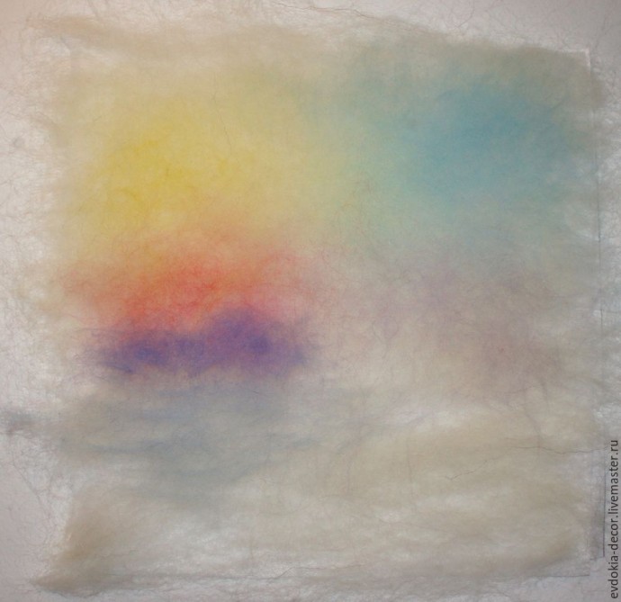 Снегирь в технике шерстяной акварели Снегирь в технике шерстяной акварели