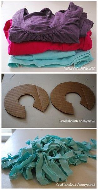 Помпоны из трикотажных полосок