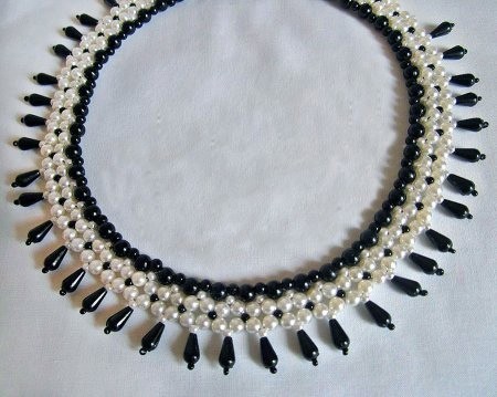 Ожерелья из бисера Ожерелья из бисера