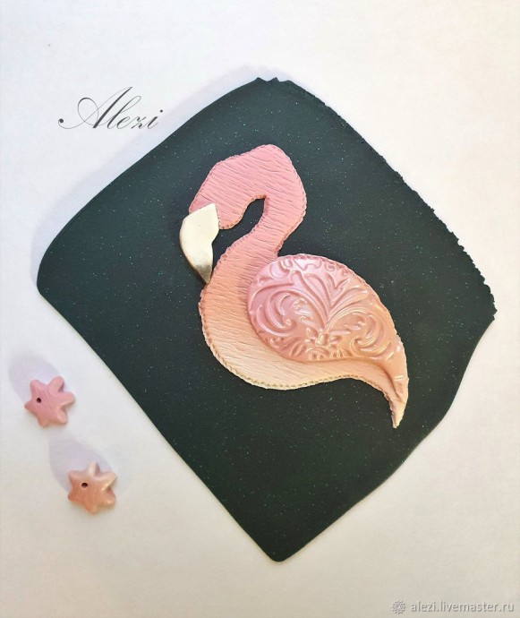 Брошь "Розовый фламинго"