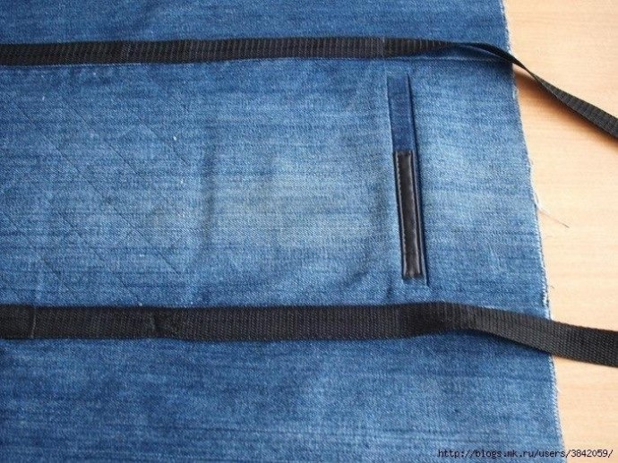 Дорожная сумка из старых джинсов