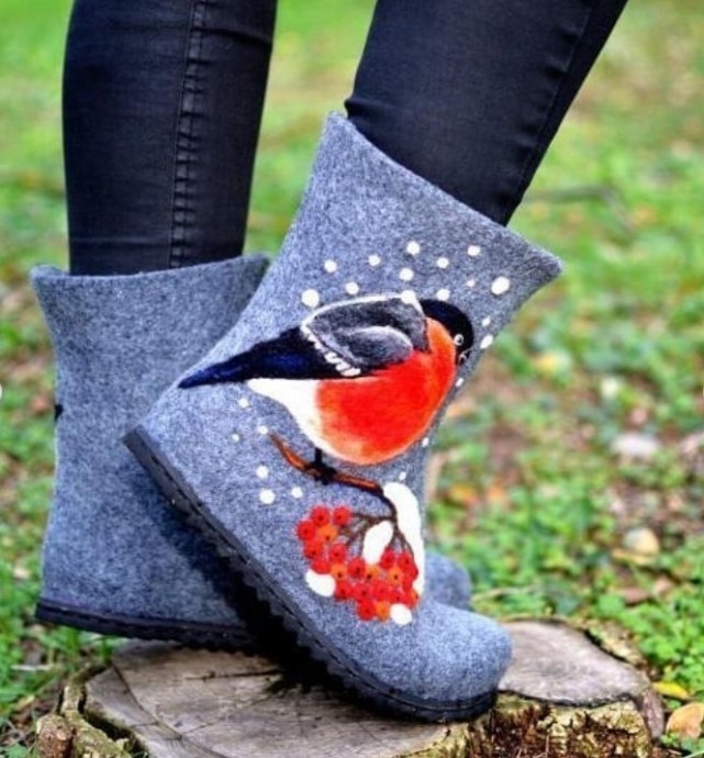 ​Идеи украшения валенок