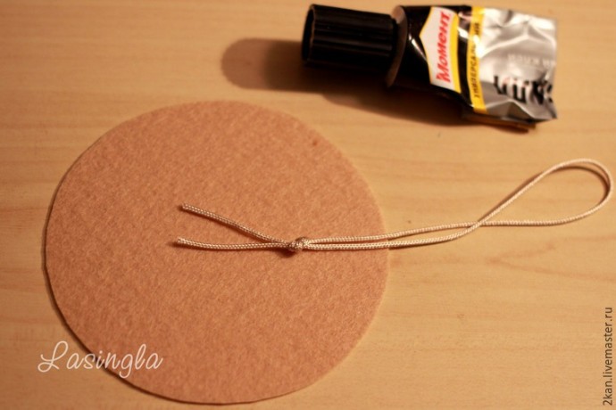 Яркая мандала из фетра