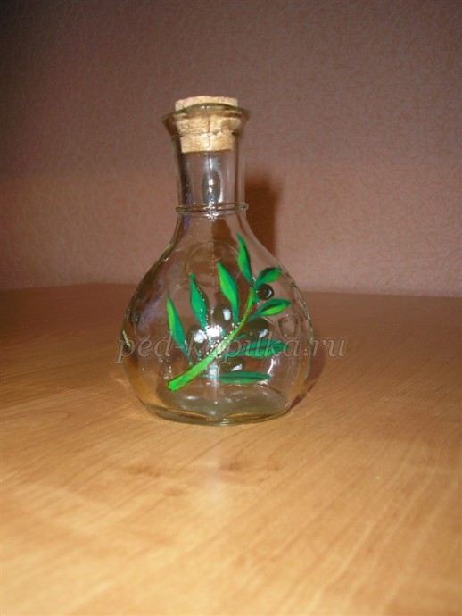 Роспись стеклянного кувшина: мастер-класс