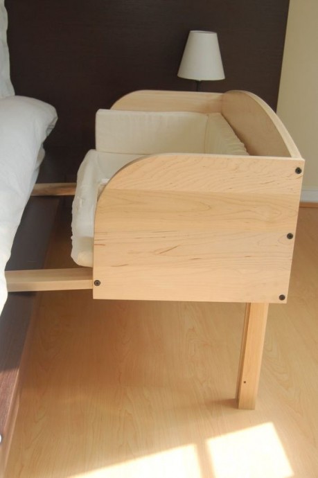 Приставная кровать для младенца