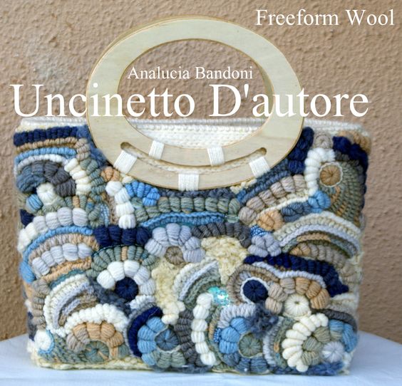 Вязаные сумочки в технике фриформ: вдохновляющие идеи