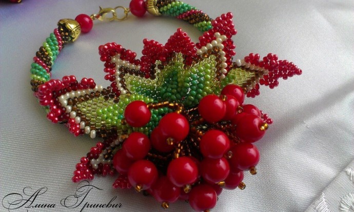 Калина красная из бисера