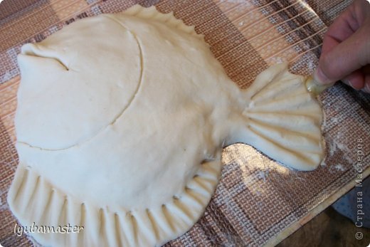 Рыбка "Ажурная" из солёного теста в стиле гжель