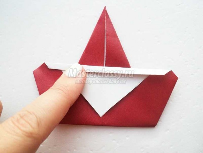 Дед Мороз из бумаги в технике оригами