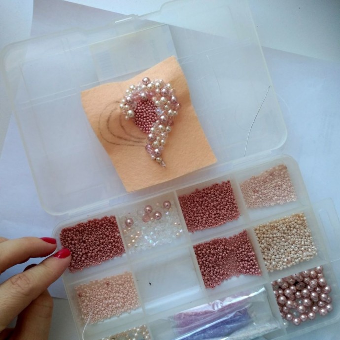 Брошь "Сердце" Брошь "Сердце"