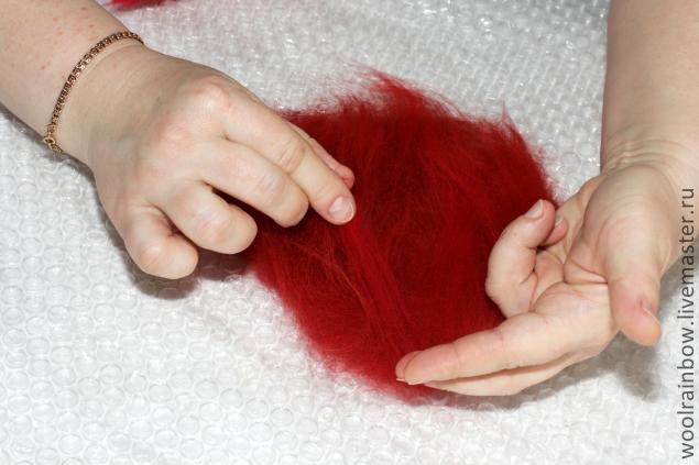 Валяем брошь-цветок Валяем брошь-цветок