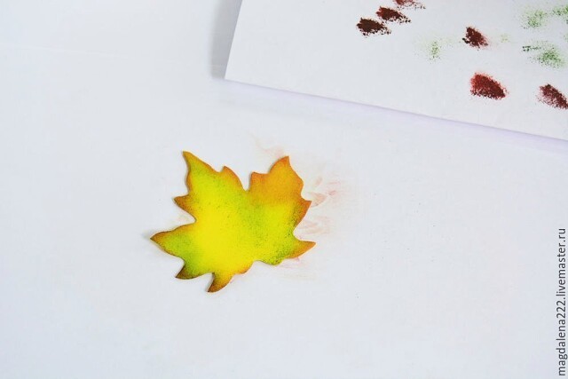 Осенний венок из фоамирана "Краски осени"