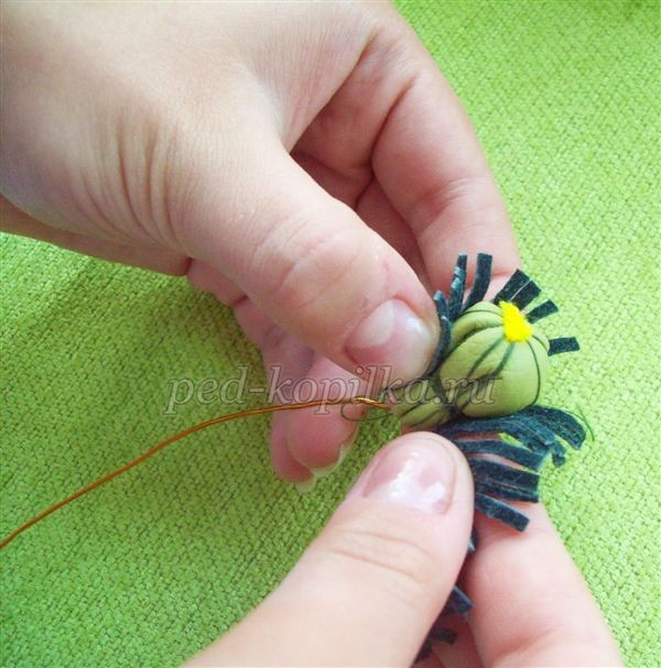 Картина из кожи "Маки"