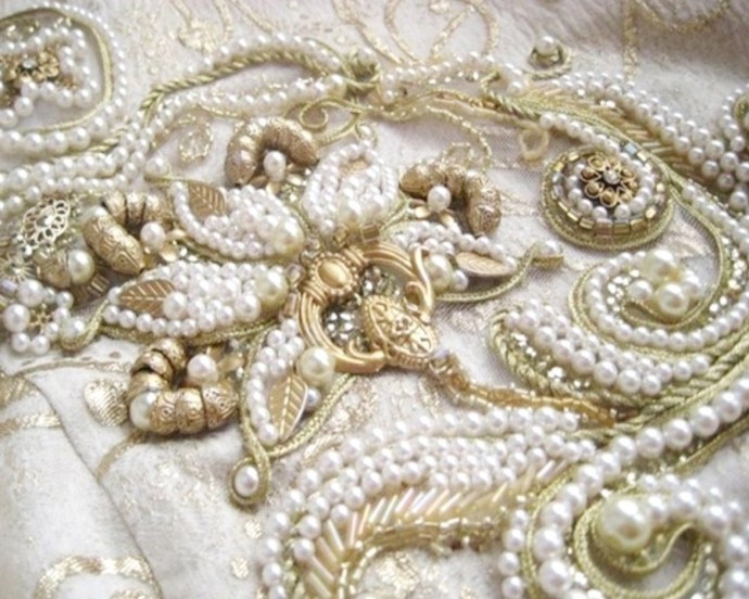 Вышивка жемчугом