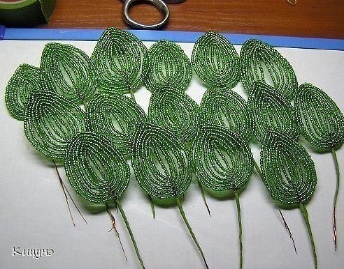 Сирень из бисера