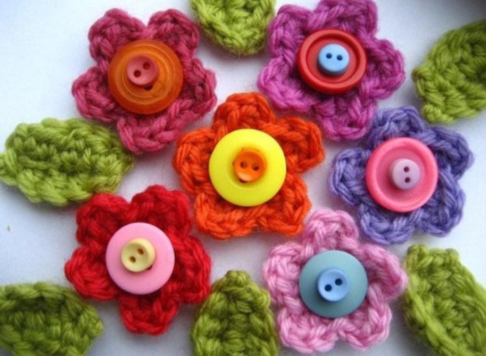 Вязаные пуговички-цветочки